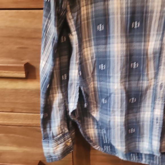 Hollister Blue and White Checkered Button Down Shirt - Picture 3 of 5